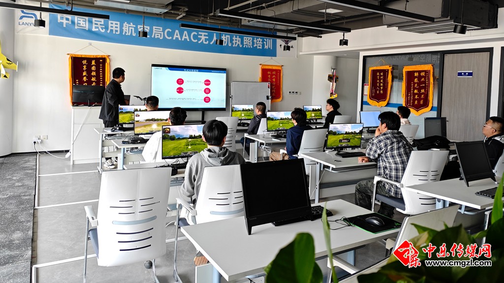 微信图片_20250618120329_副本.jpg